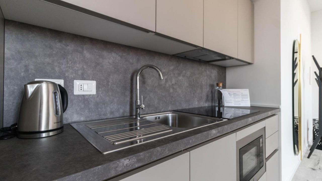 Italianway - Commenda 35 Apartment Milano Ngoại thất bức ảnh